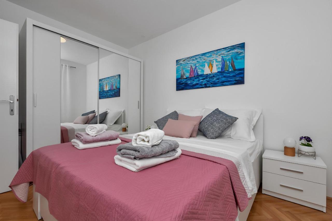 Bruno & Toni Deluxe Apartman Макарска Екстериор снимка